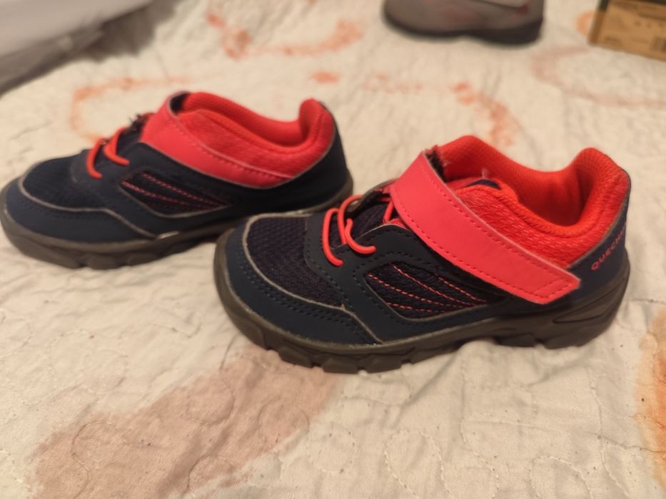 W bardzo dobrym stanie, półbuty Quechua w rozm 27. Decathlon