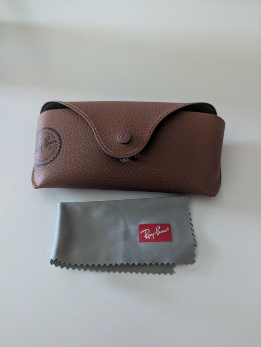 Óculos de sol Ray-Ban Clubmaster com caixa original