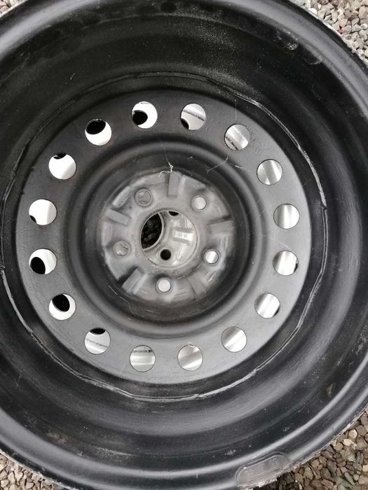 Felgi Stalowe 16" 5x114,3 CITROEN C4 Picasso C3 PEUGEOT 308 207 Partner KFZ 9657 Komplet