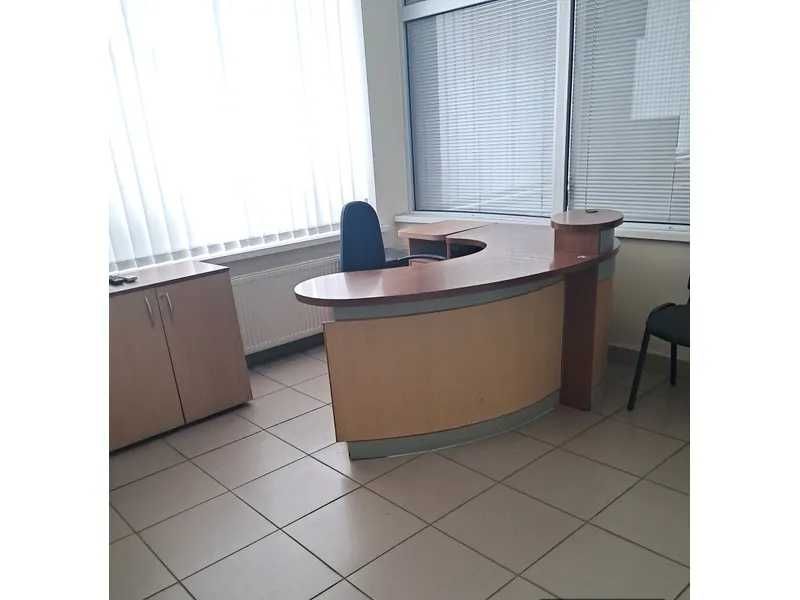 Нежиле приміщення, 240,9 кв. м, вул. Галицького Д. (Островського), 3