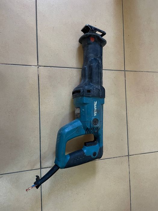 Шабельна пила Makita JR3050Т Дешево!