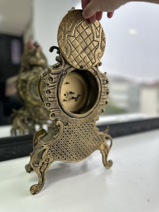 Relogio decoração de mesa em bronze