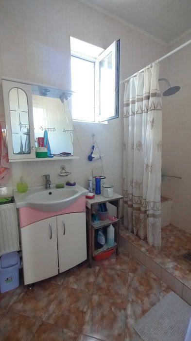 Здається кімната 20м2 в центрі, всі зручності, для хлопця, чоловіка.