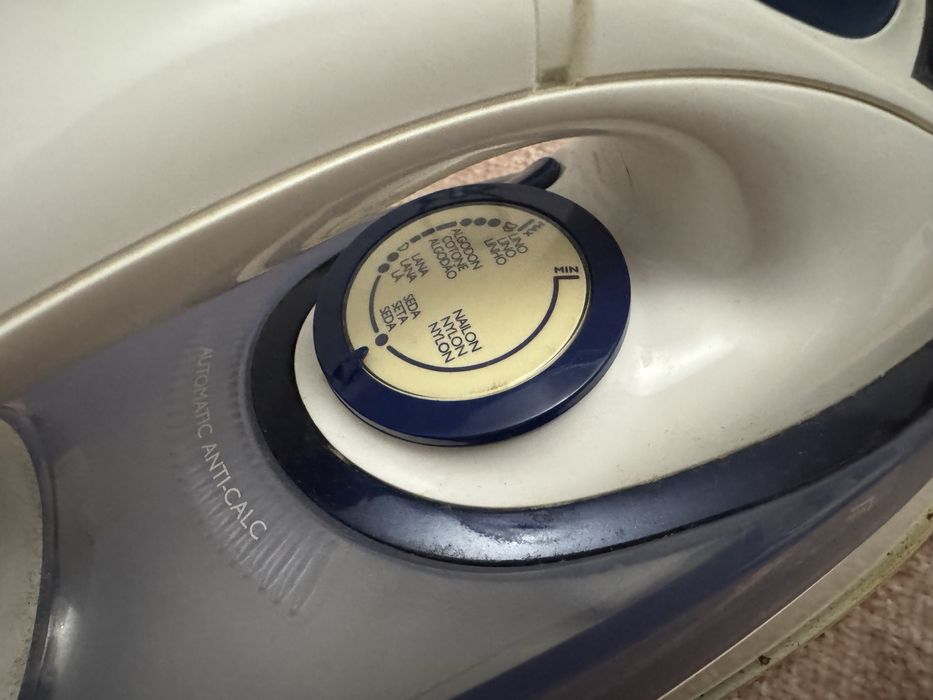 Vendo Ferro de Engomar Phillips