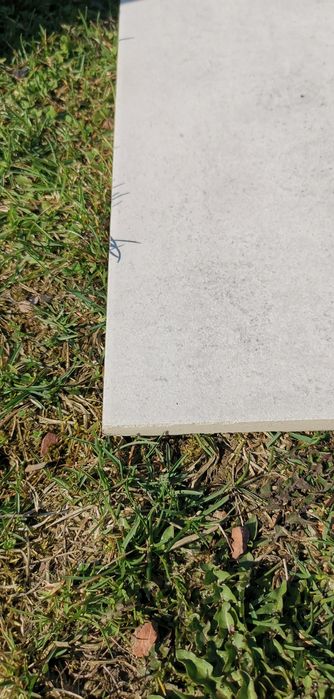 Płytki gresowe 120x60 matowe 2 gat.  białe beż