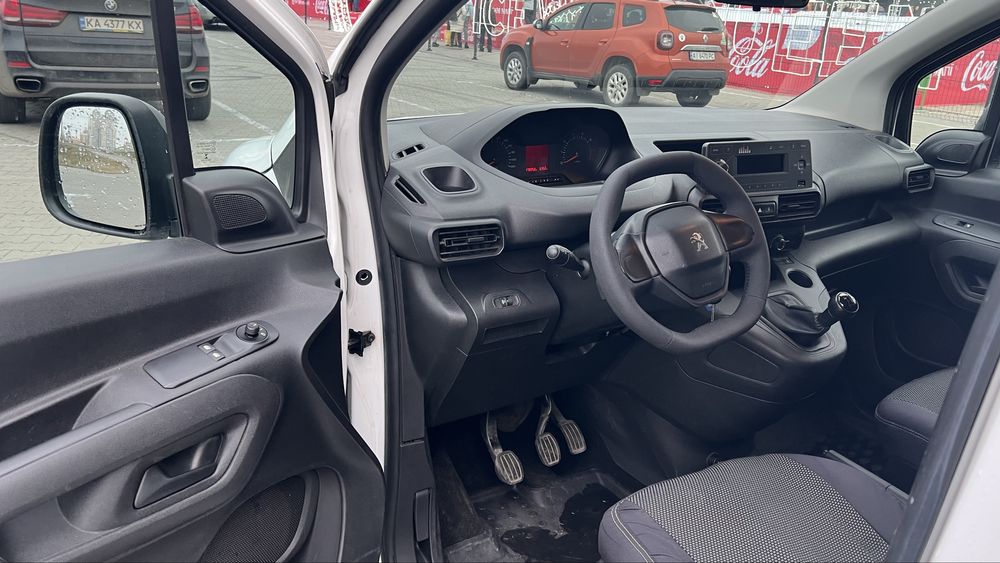 Пежо рифтер . Партнер