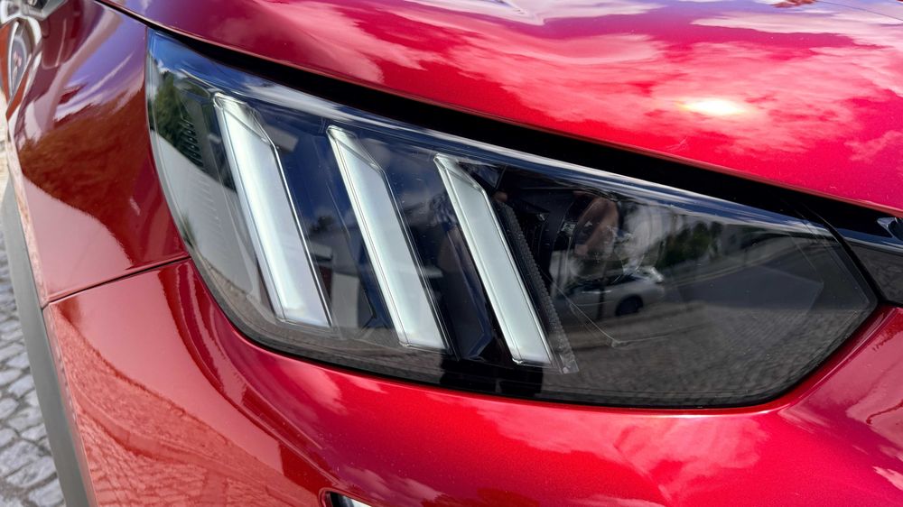 Peugeot 2008 PureTech 130cv Caixa automática EAT8 GT Line