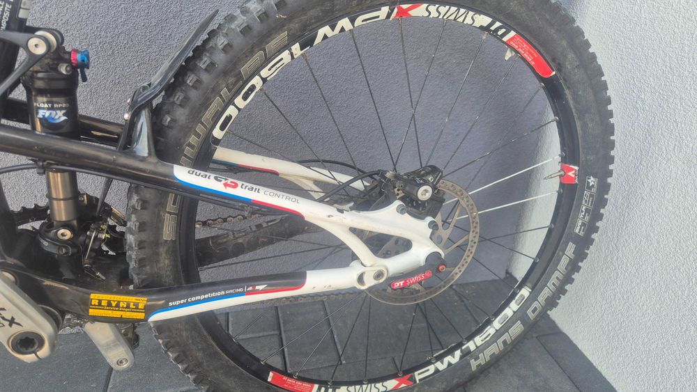 Rower Enduro Downhill Fully Cube Sting HPC – karbon, Shimano XT, Fox – zadbany