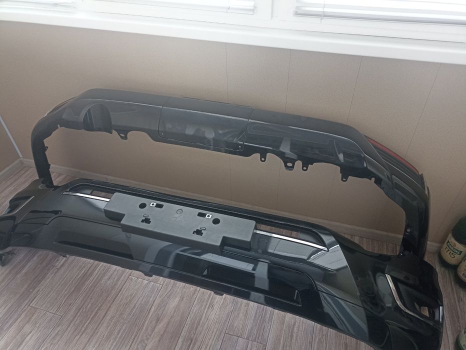 Продам задний бампер Toyota Land Cruiser300