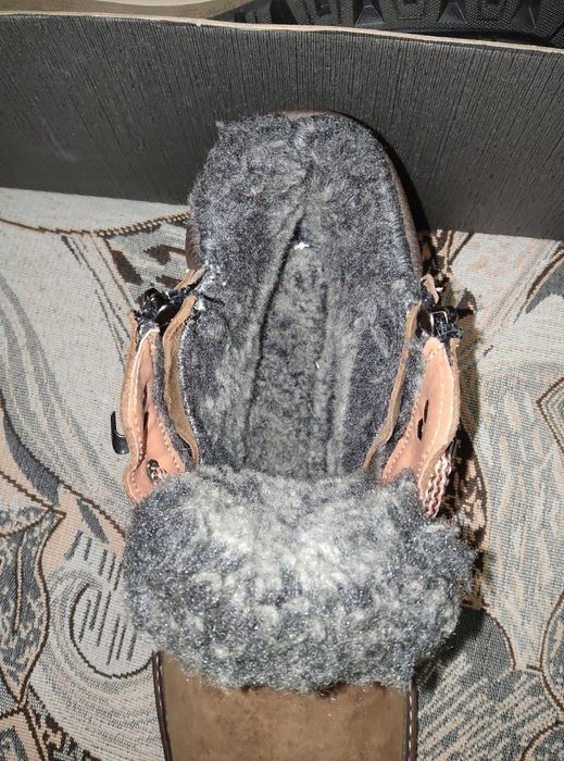 Продам Нові!!!Чоловічі  зимові черевики(ботинки)