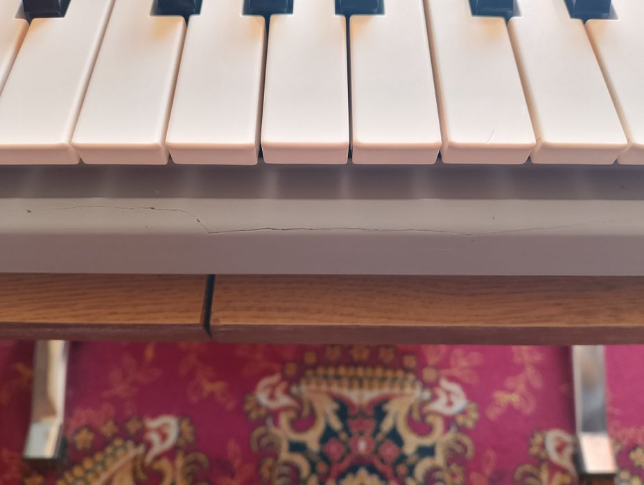 Yamaha PSR 275 keyboard