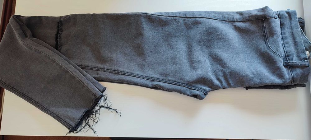 Calça ganga elástica preta 32