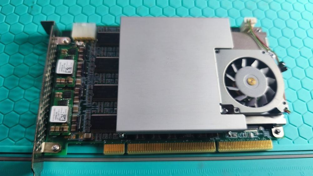 Placa médica TeraRecon VolumePro 1000S