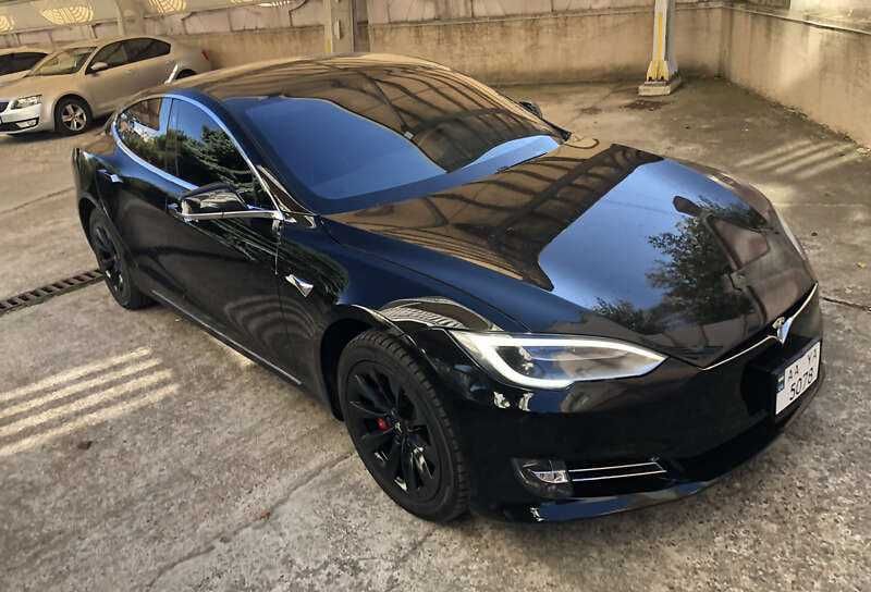 Tesla Model S