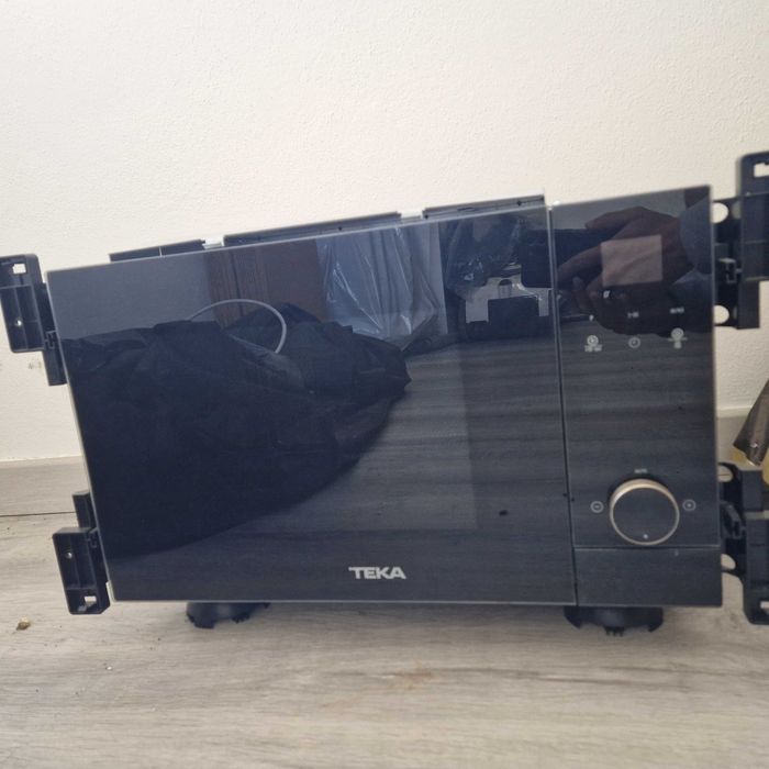 Micro-ondas de encastre Teka MS 620 BIS em inox