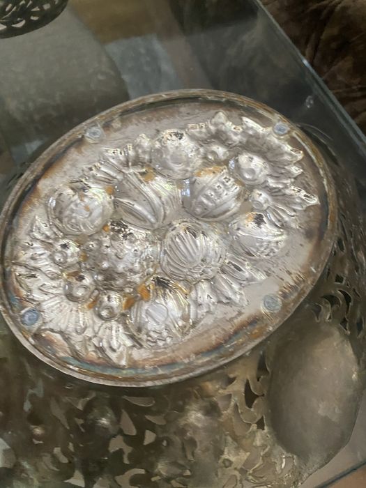 Taças antigas em casquinha.