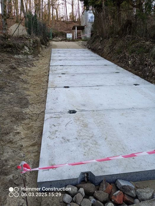 Układanie płyt JUMBO Prace Ziemne, Wyburzanie