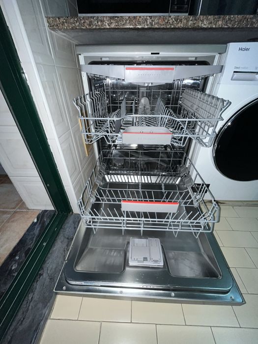 Máquina de Lavar Loiça Bosch SMS4EMI06E/30—Inox