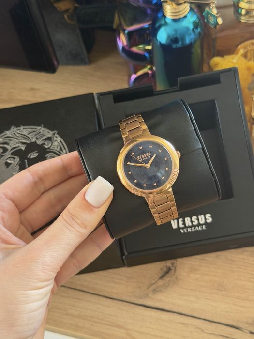 Жіночий годинник  Versace Versus