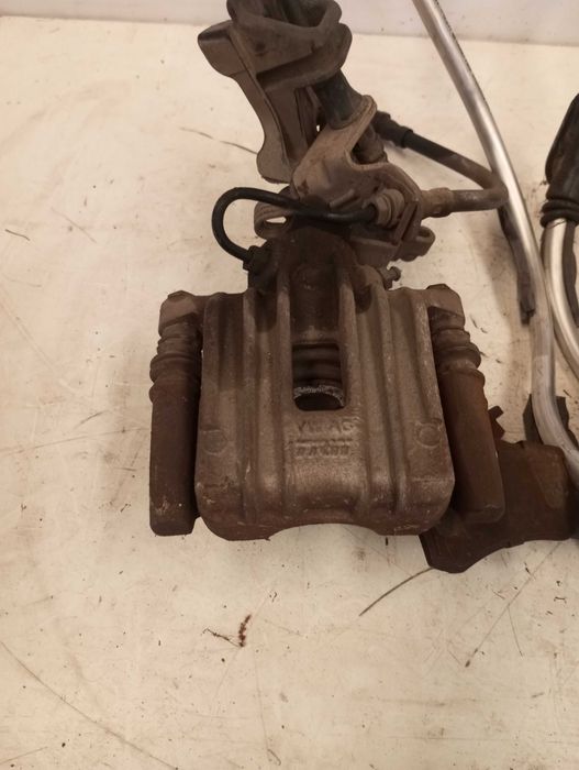Pinças de Travão Traseiras Scirocco Discos 253mm Originais