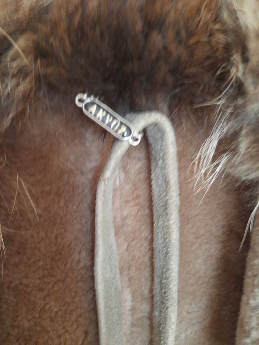 Дубленка женская 1800