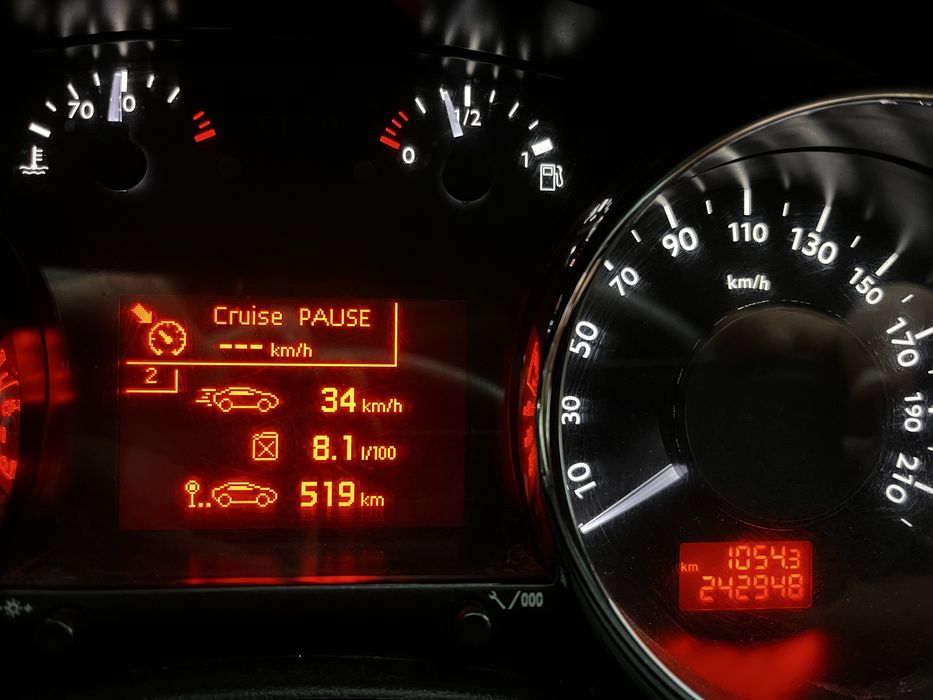 Exlusive Pegout 5008 2010