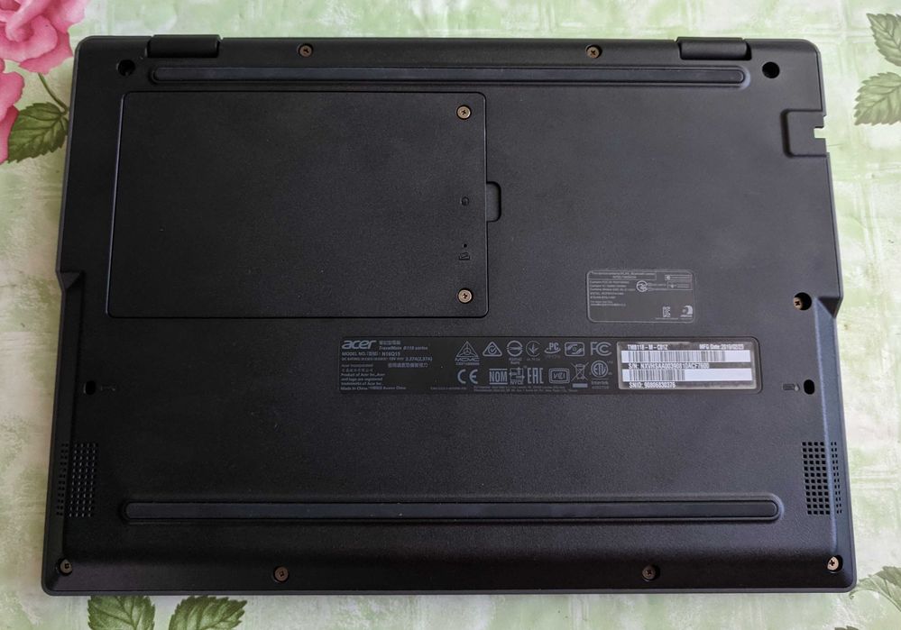 Acer TravelMate B118