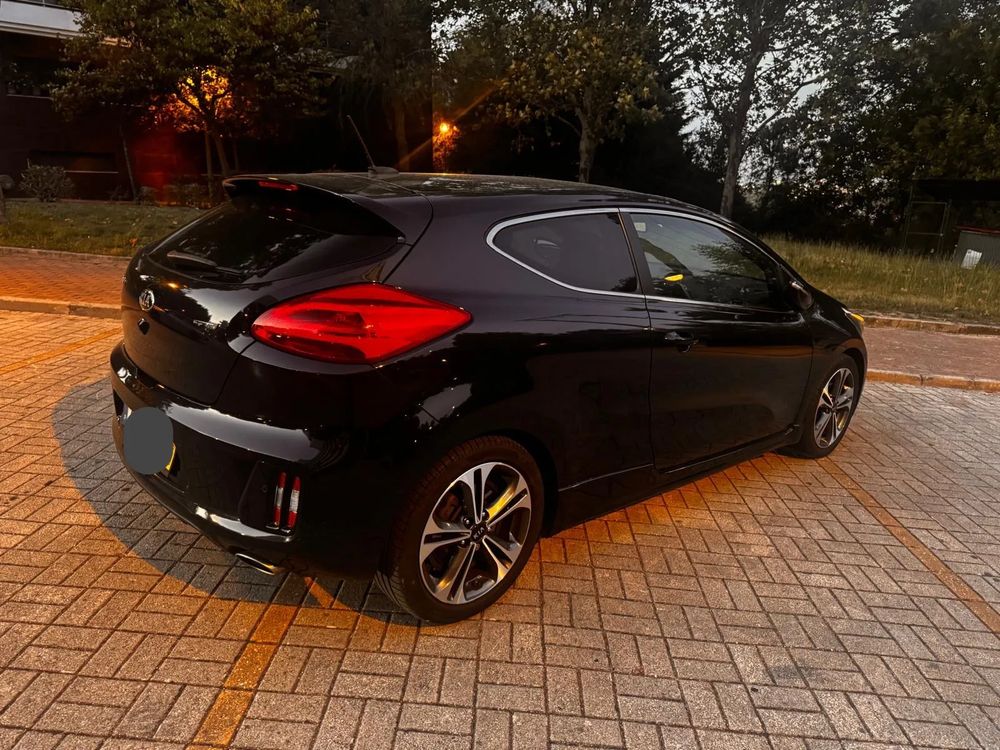 Kia Ceed S Coupé 1.6 CRDi GT Line