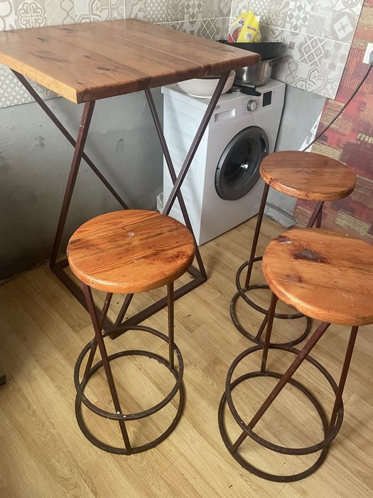 Барна с тойка и 3 стула