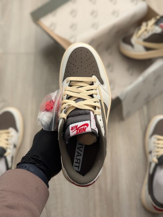 nike air jordan 1 travis scott - купити чоловіче взуття - Ціна на