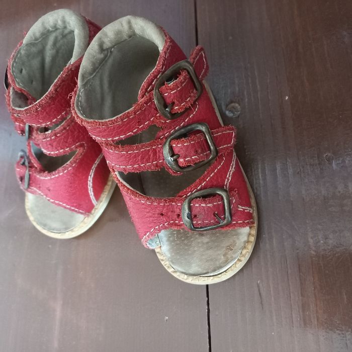 Ортопедичні босоніжки