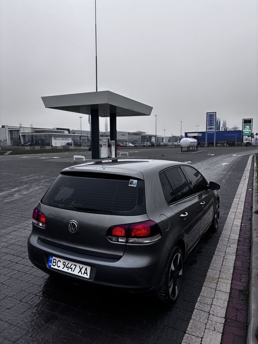 Volkswagen Golf 6 2011 1.6 Бензин