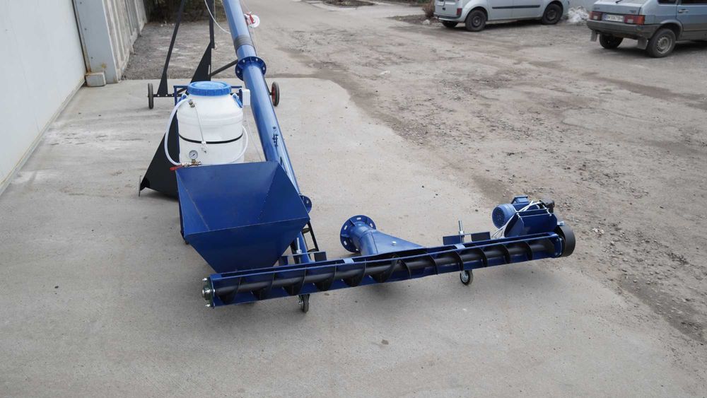 Шнековый погрузчик. Транспортер для зерна. Шнек, конвеєр, навантажувач