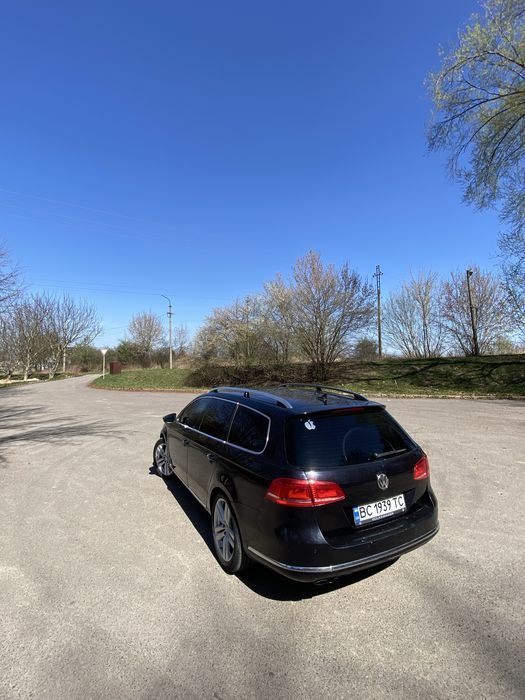 Volkswagen passat b7 2011 року