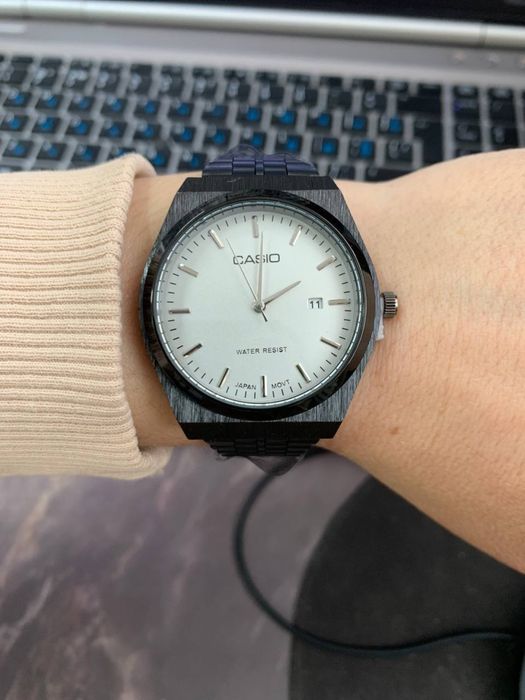 Наручні годинники Casio MTP-B145G Вибір кольорів