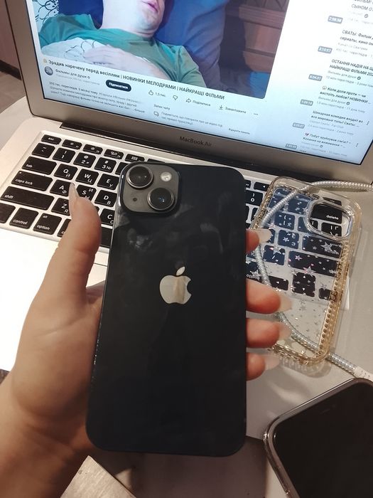 Продам айфон 14 на 128гб