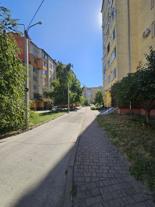 Продаж 2-кімнатної квартири на вул. Тролейбусній