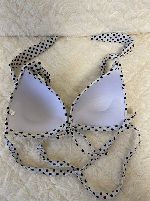 Ліф від купальника