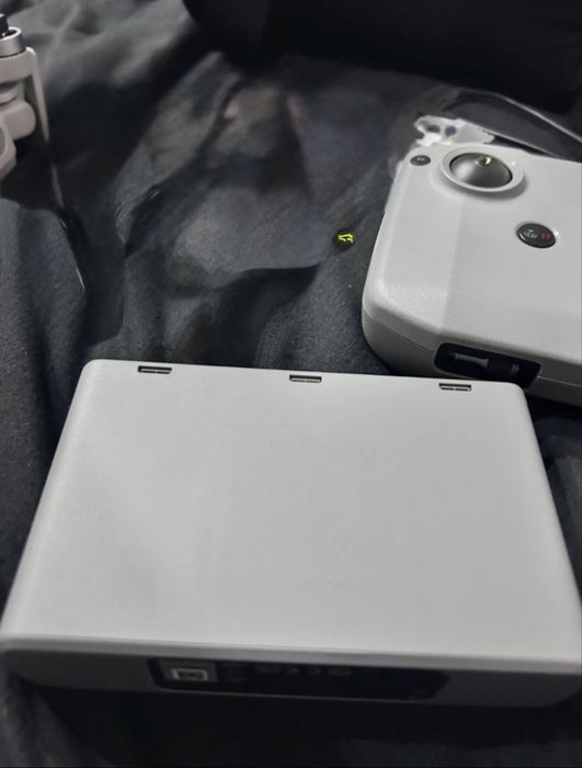 Dron DJI Mini 4K full combo