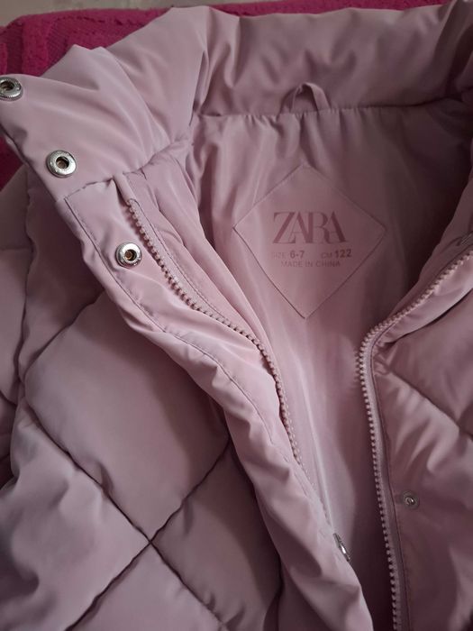 Тепла куртка від Zara