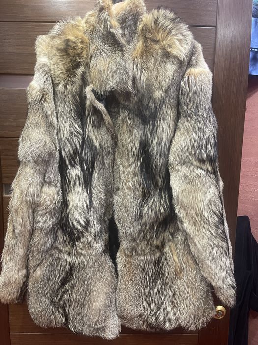куртка-шуба двухстороннюю с волчьим мехом