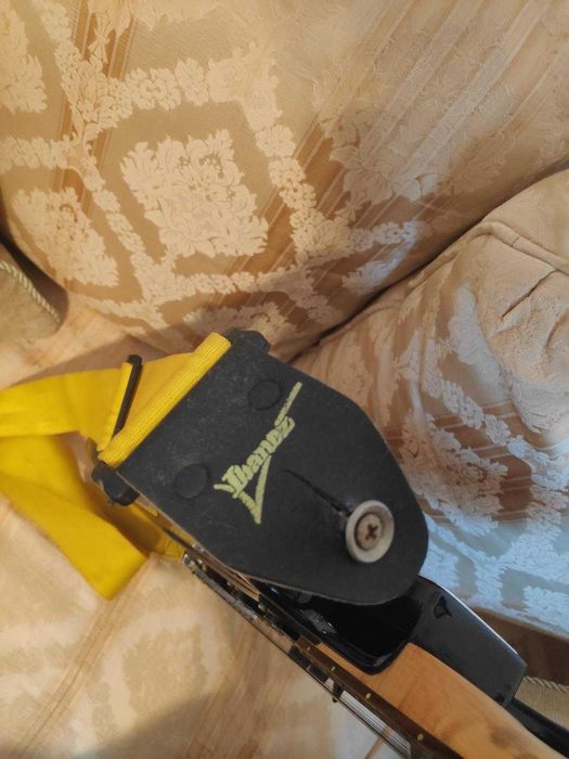 Guitarra Eléctrica Ibanez Silver Cadet VZR-140BK