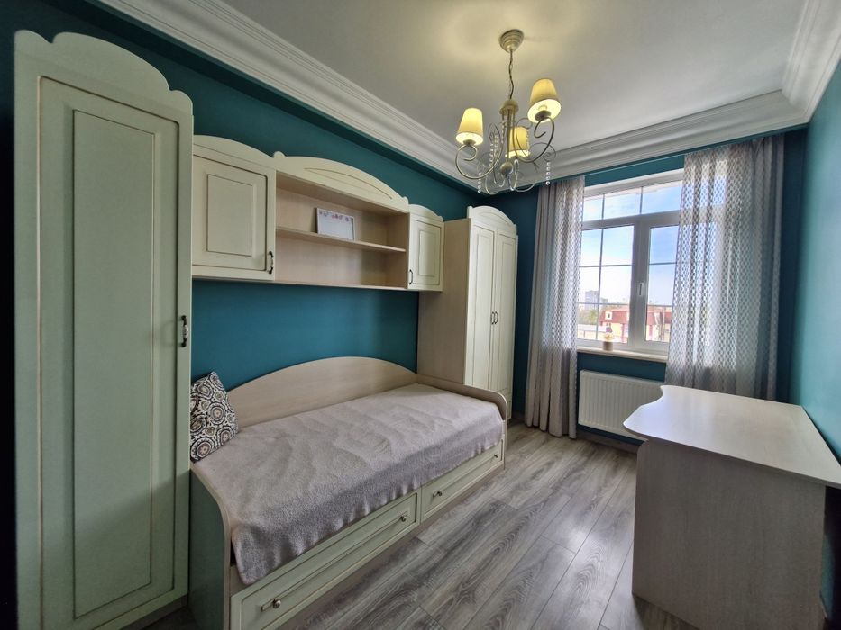 Квартира з ремонтом та меблями у ЖК Британія Hall — 60 м.кв.