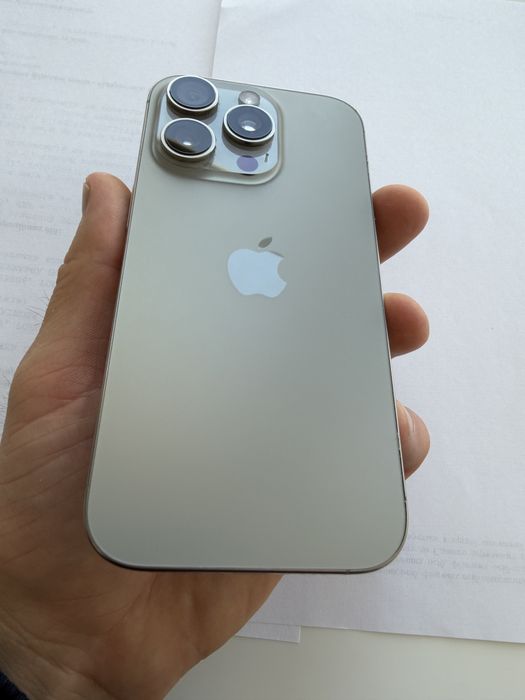 Iphone 16 pro телефон