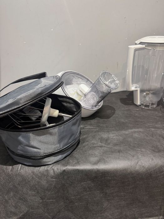 Продам кухонний комбайн стан нового