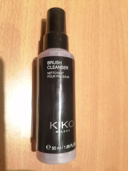 4 Pincéis Kiko Milano +1 Spray de limpeza para pincéis Kiko Milano