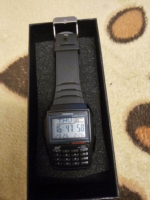 Часы калькулятор