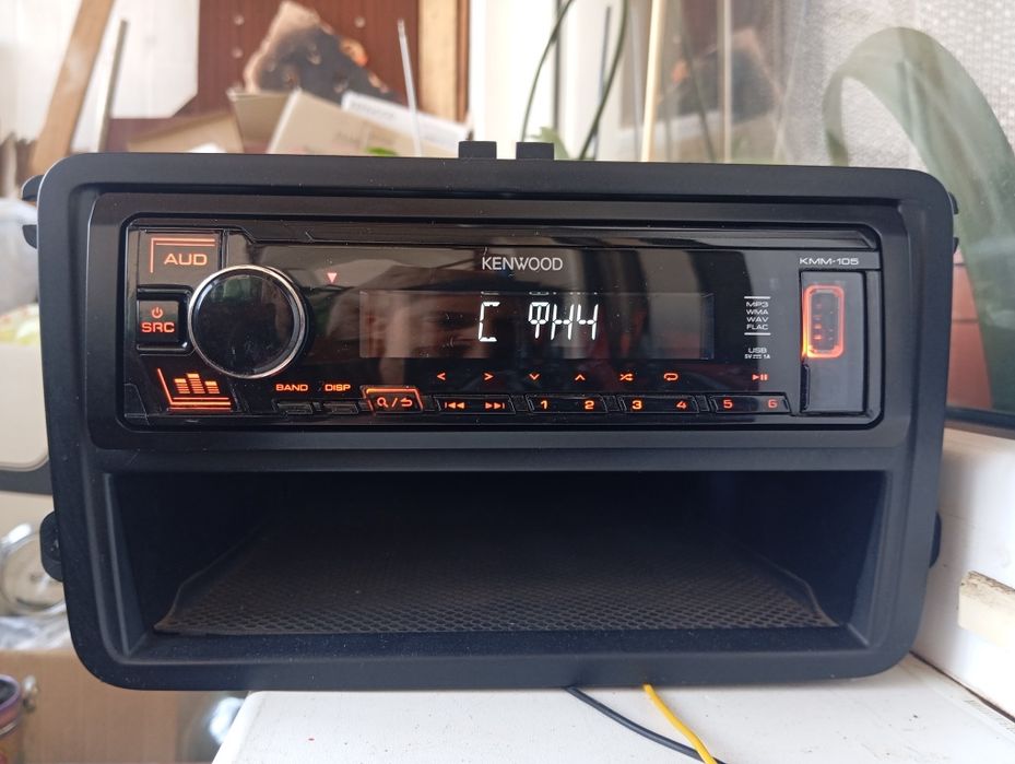 Kenwood kmm-105 AY c Bluetooth,FLAC.