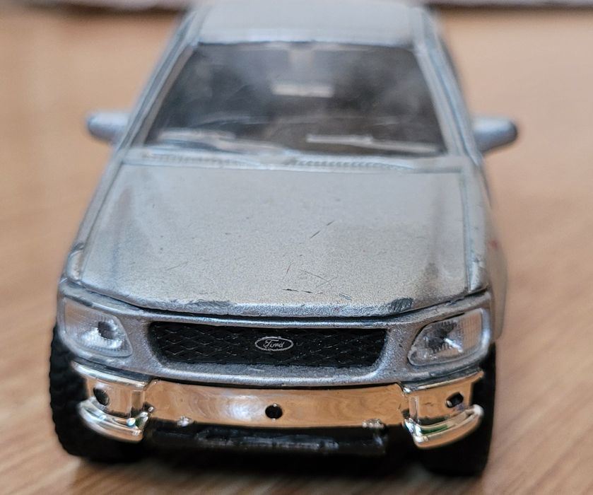 Sprzedam lub zamienię model Ford F-150!