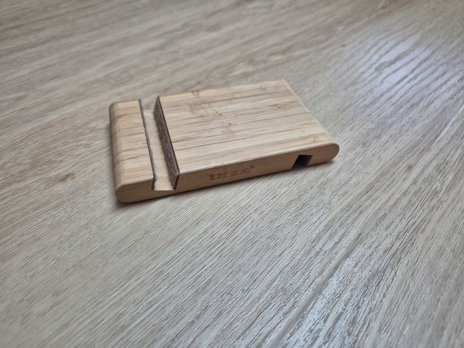 3 stojaki do tabletu lub telefonu